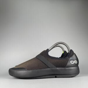 OOFOS OOmg eeZee Low Women's 10 Black Slip On Comfort Sneaker Recovery Shoes